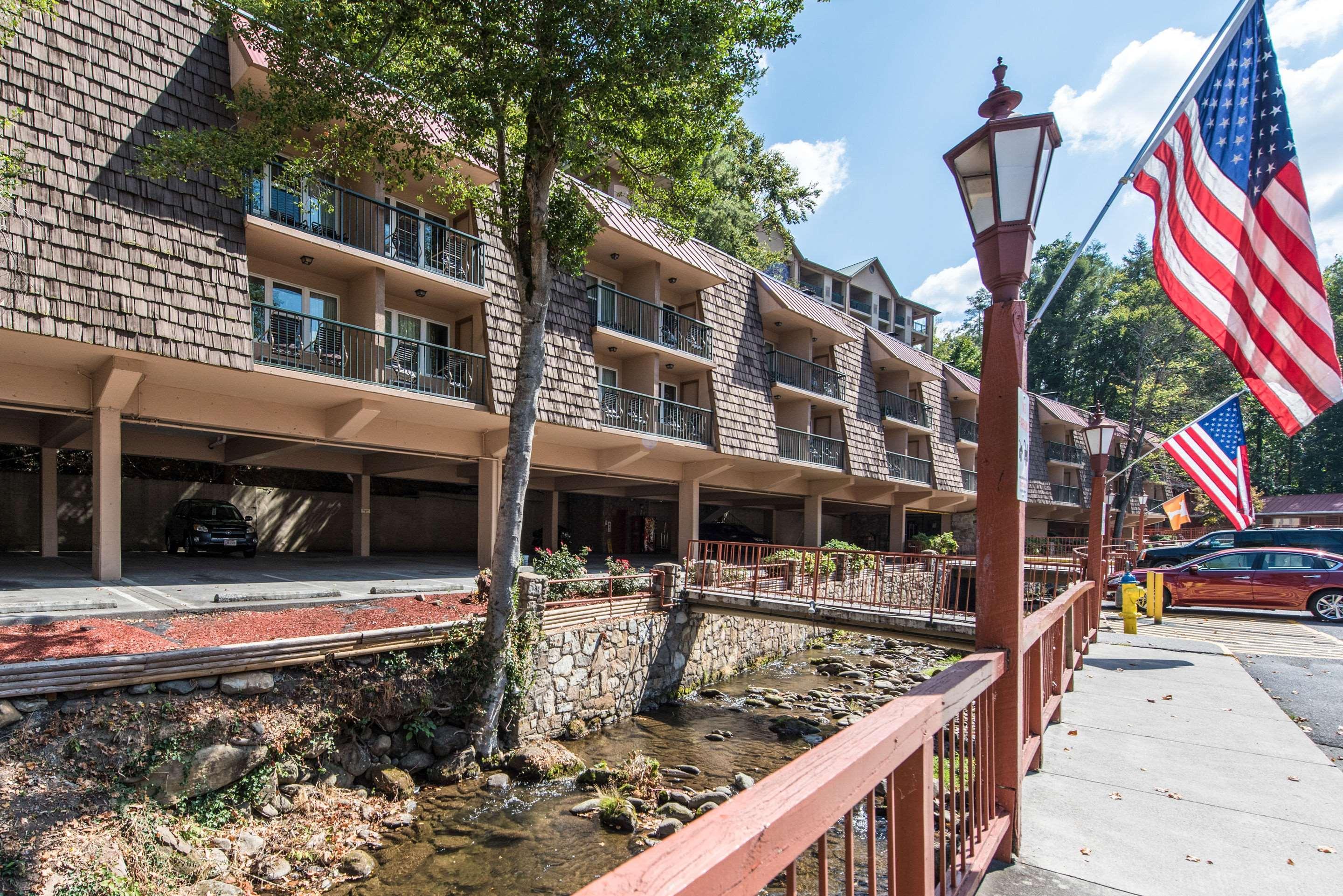 Quality Inn Creekside - Downtown Gatlinburg Esterno foto