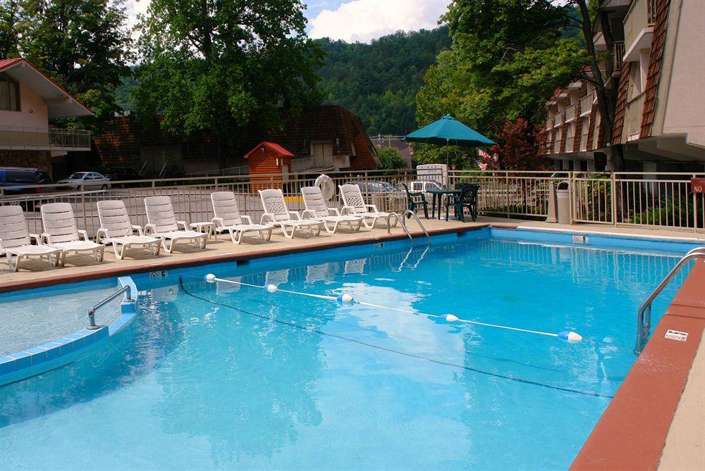 Quality Inn Creekside - Downtown Gatlinburg Esterno foto