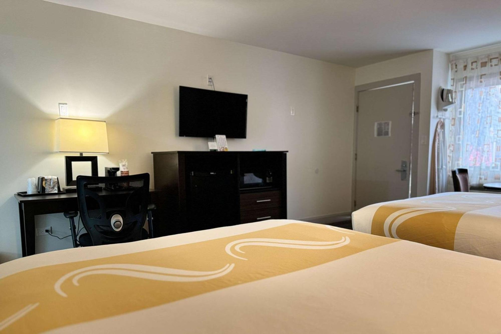 Quality Inn Creekside - Downtown Gatlinburg Esterno foto