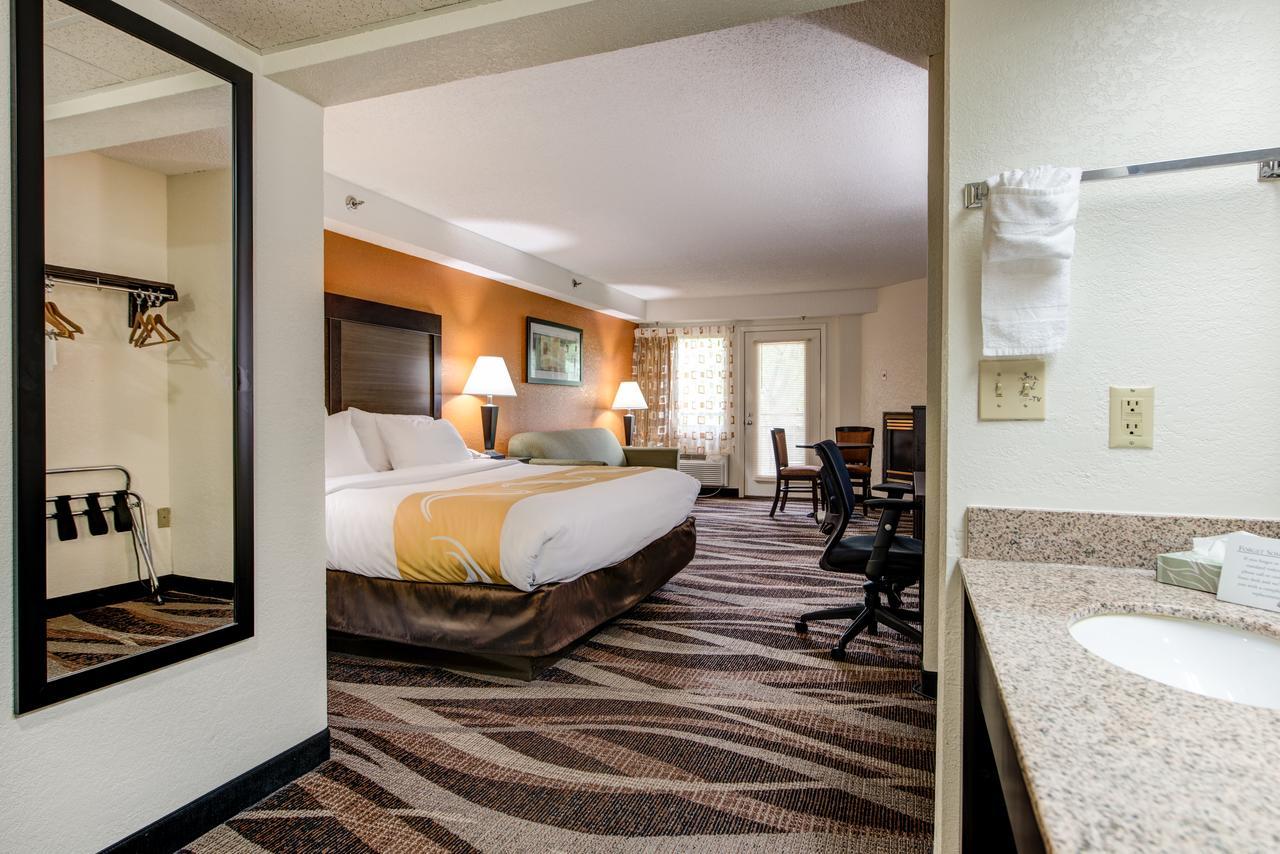 Quality Inn Creekside - Downtown Gatlinburg Esterno foto